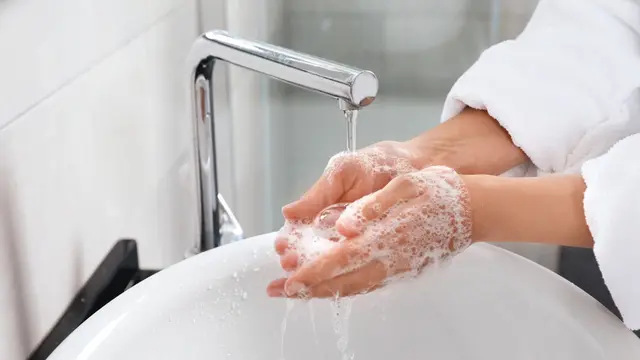 9 Tips Jaga Kesehatan Saat Pancaroba Agar Tetap Produktif