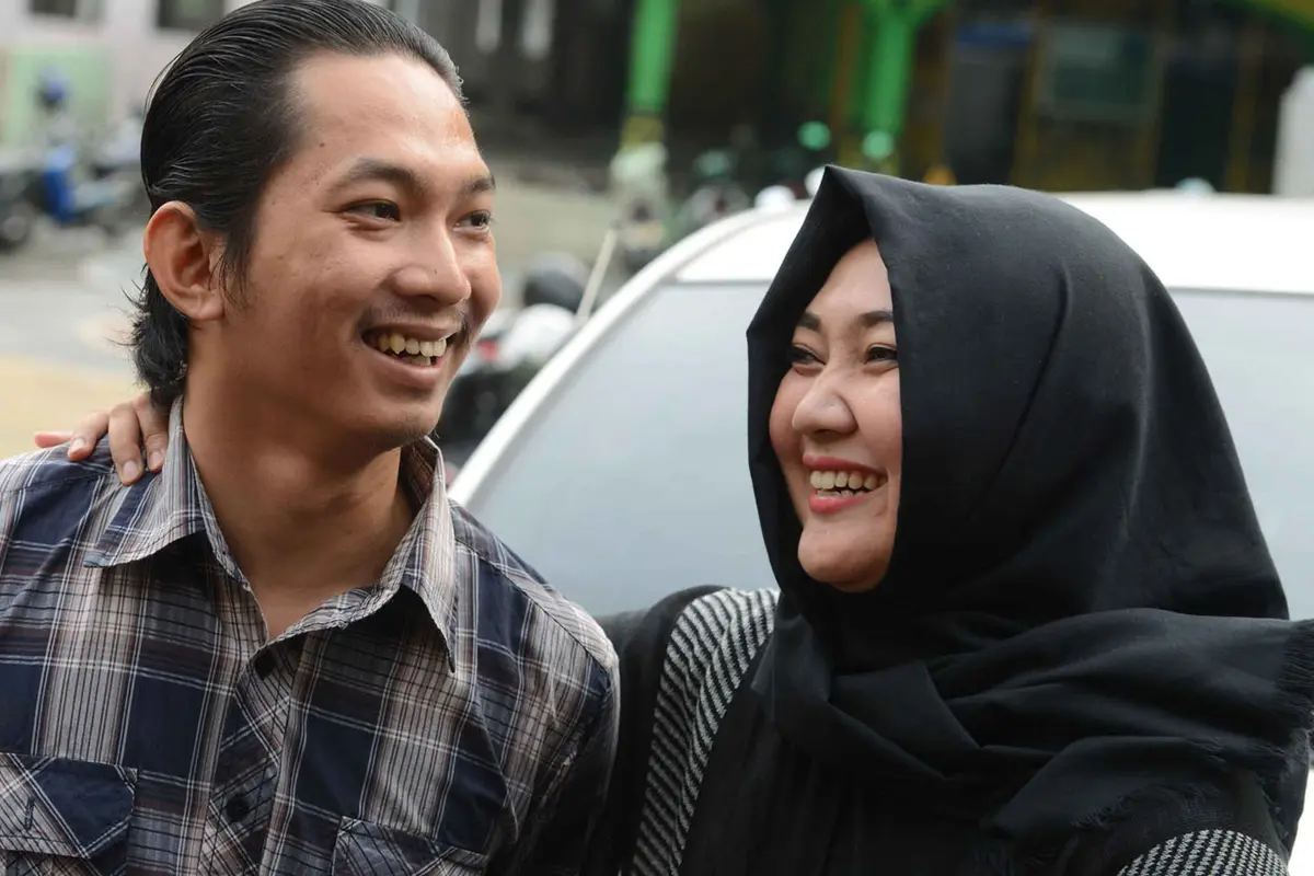 Sulis dan suami, Ahmad Nizar Fahmi.