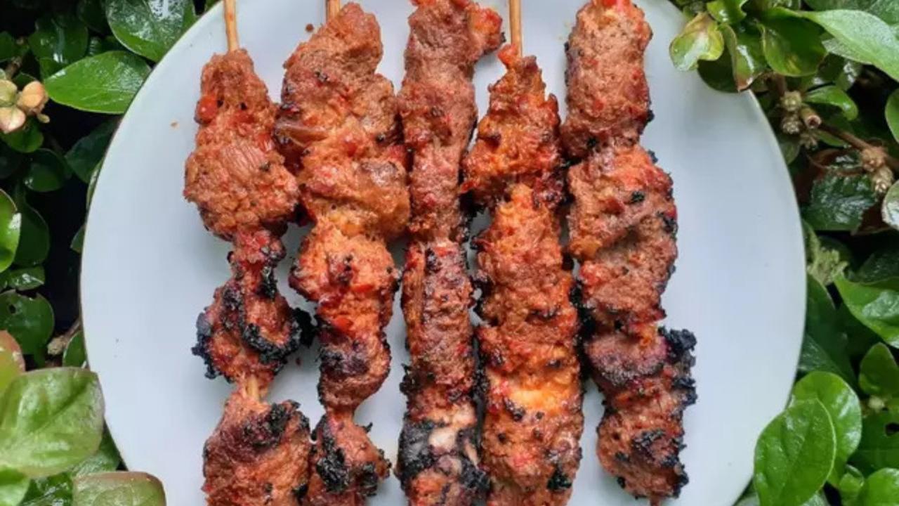 Resep sate daging bumbu merah. (dok. Cookpad @Leylita_hardjiyantie)