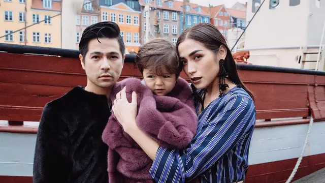 [Bintang] 8 Selebriti Indonesia yang Punya Saudara Cakep