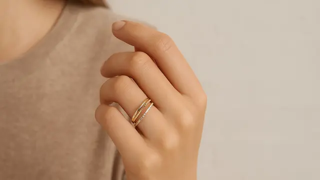 Model Cincin Emas 9 karat yang Cocok untuk Style Harian Elegan di 2025/Ilustrasi gambar oleh AI