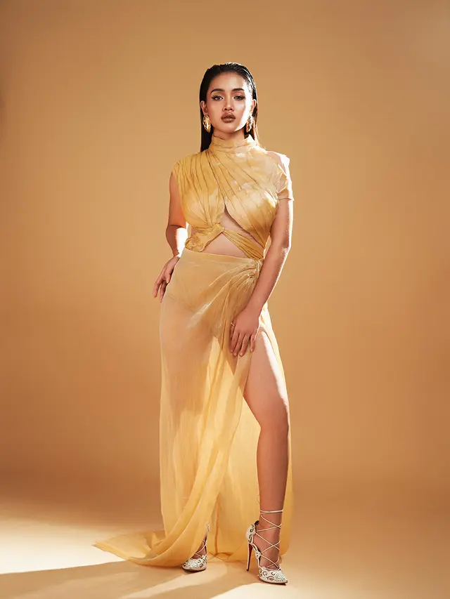 Penyanyi Prinsa Mandagie