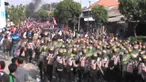 Ribuan buruh sepatu PT Cinderella villa Indonesia Tajungsari Surabaya,mengahadang aparat kepolisian dari Polres pelabuhan Tanjung Perak Surabaya  dan Polda Jawa Timur.