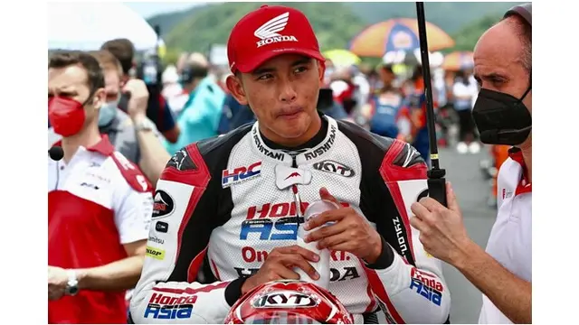 7 Aksi Mario Aji di Ajang Moto3, Jadi Kebanggaan Indonesia