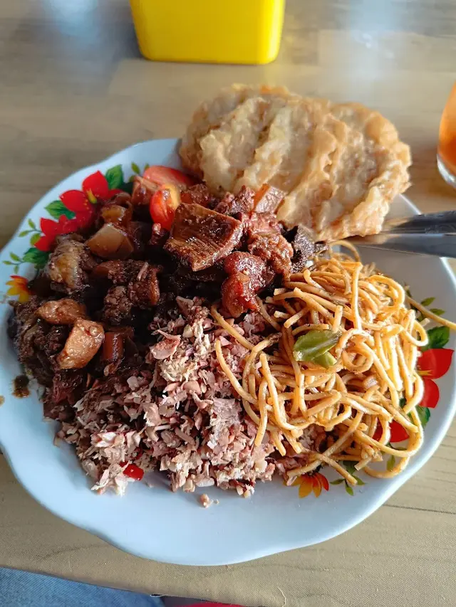Rekomendasi Tempat Makan Enak di Jalur Pantura Jawa Tengah