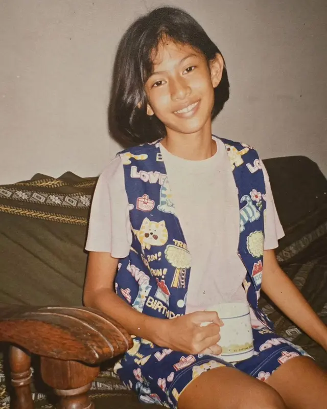 6 Potret nostalgia Dian Sastrowardoyo dari kecil sampai remaja, terselip kenangan bareng Ibnu Jamil