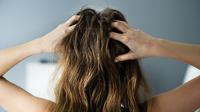 Ilustrasi Rambut Gatal (sumber: unsplash)