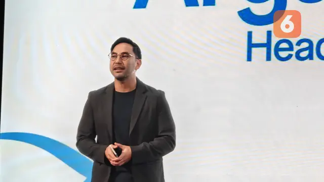 Arga Simanjuntak, Head of PR Oppo Indonesia dalam acara khusus di Jakarta,