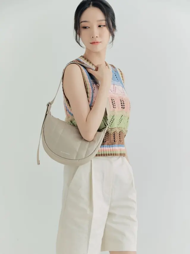 Marhen J via iStyle.id