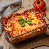 ilustrasi lasagna/Remy P/Shutterstock