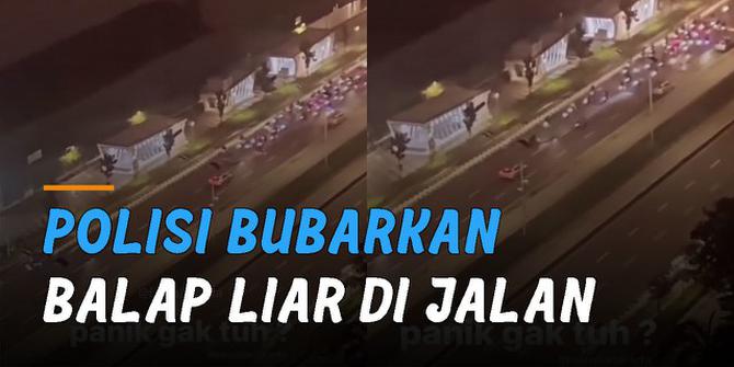 VIDEO: Panik, Polisi Bubarkan Aksi Balap Liar Di Jalan