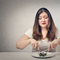 Kamu yang ingin menurunkan berat badan bisa mencoba resep diet sehat berikut ini. Dijamin sukses!
