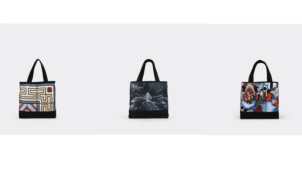 Tote bag