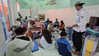 Rumah Terbakar, Lansia Ini Tetap Cuci Darah Saat Mengungsi
