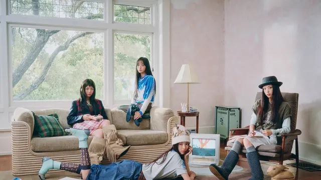 2026 Summer Of NewJeans (dok ADOR via Soompi)