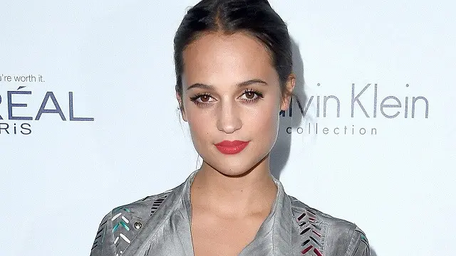 Alicia Vikander