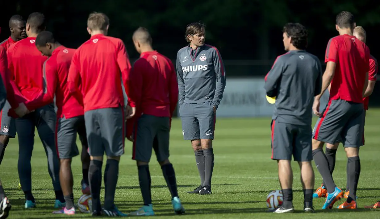 Philip Cocu menjadi pelatih PSV Eindhoven sejak tahun 2013. (AFP/ANP/Marcel Van Hoorn)