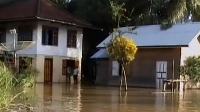 Banjir kembali merendam sejumlah desa di 7 kabupaten dan kota di Jambi, hingga kerinduan seorang nenek pada anak dan cucunya.
