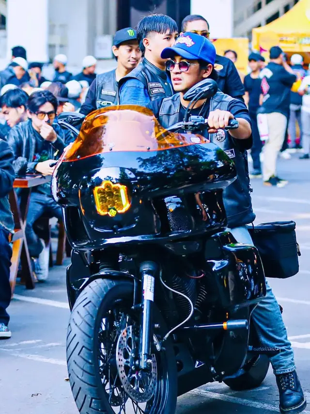 8 Potret Abidzar Al Ghifari Ikut Touring dengan Geng Motor, Curi Perhatian