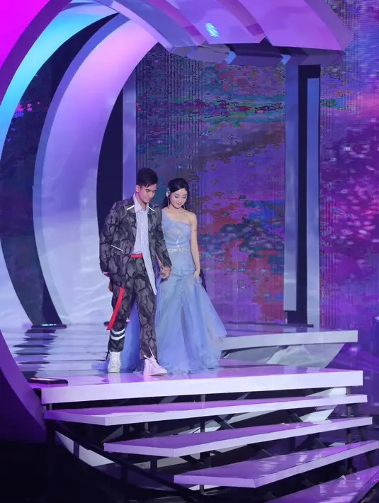 Verrell Bramasta dan Natasha Wilona