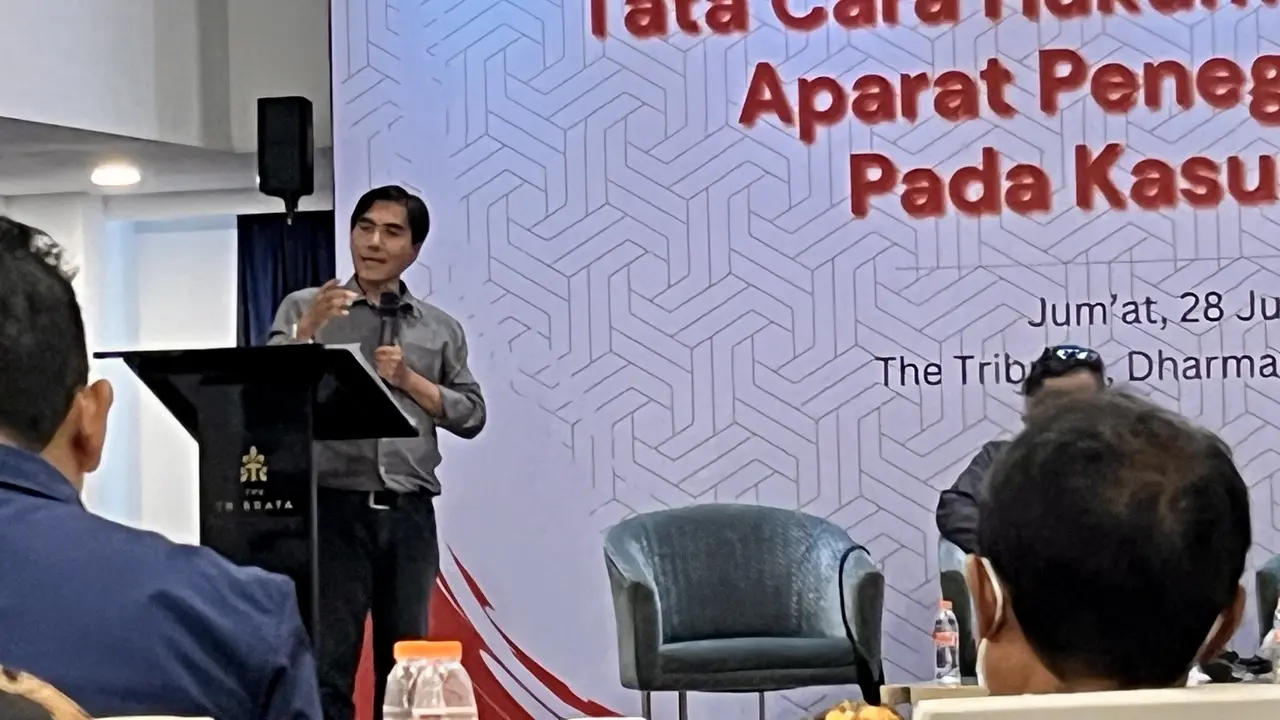 Mantan Ketua Yayasan Lembaga Bantuan Hukum Indonesia (YLBHI) Alvon Kurnia Palma