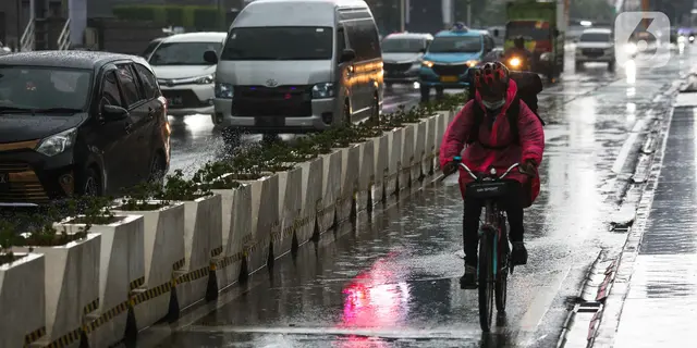 Prakiraan Cuaca Jakarta Hari Ini Selasa 16 September 2025: Waspada Potensi Hujan Petir