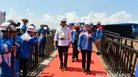 Menteri Perhubungan (Menhub) Budi Karya Sumadi dan Direktur Utama PT Pertamina Nicke Widyawati di Jawa Timur. Dok Kemenhub