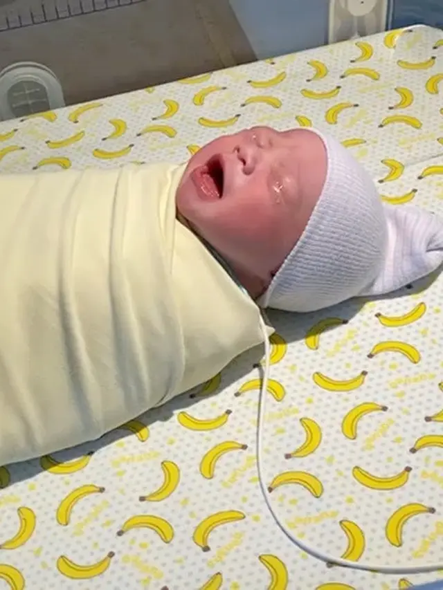 8 Tahun Menanti, Ini 5 Momen Haru Bedu Dikaruniai Anak Perempuan