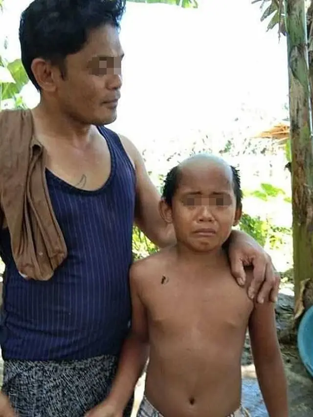 Agar Anaknya Tak Keluyuran Saat Pandemi, Pria Ini Cukur Rambut Anaknya Asal-asalan