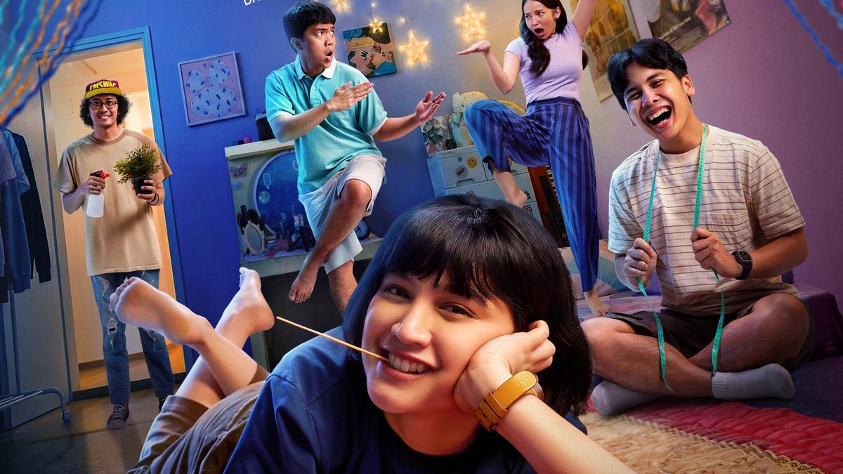 Suka Duka Tawa, Potret Hangat Relasi Orangtua dan Anak yang Penuh Emosi