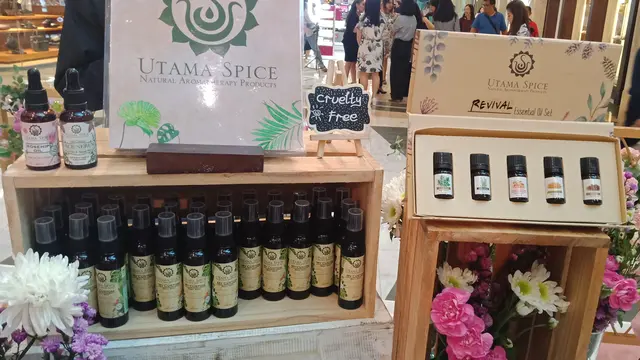 Serunya Bikin Body Mist Sendiri di Plaza Senayan Beauty Week
