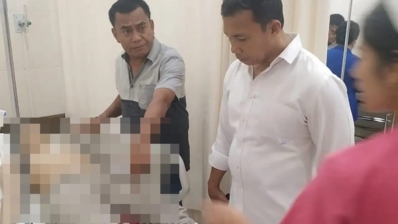 Jenazah pria tersebut telah dibawa oleh pihak keluarganya untuk selanjutnya disemayamkan