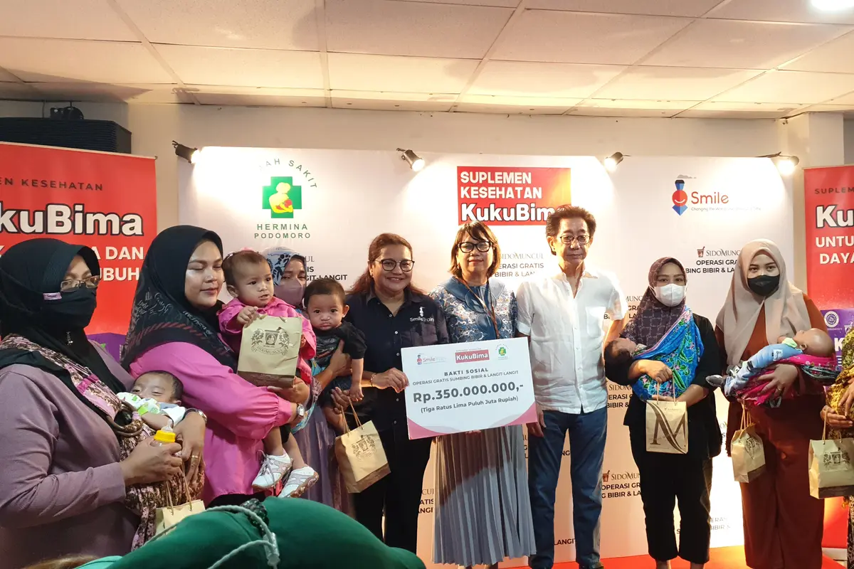Demi Senyum Baru Anak, Suplemen Kesehatan KukuBima Giat Baksos Operasi Bibir Sumbing di Sunter