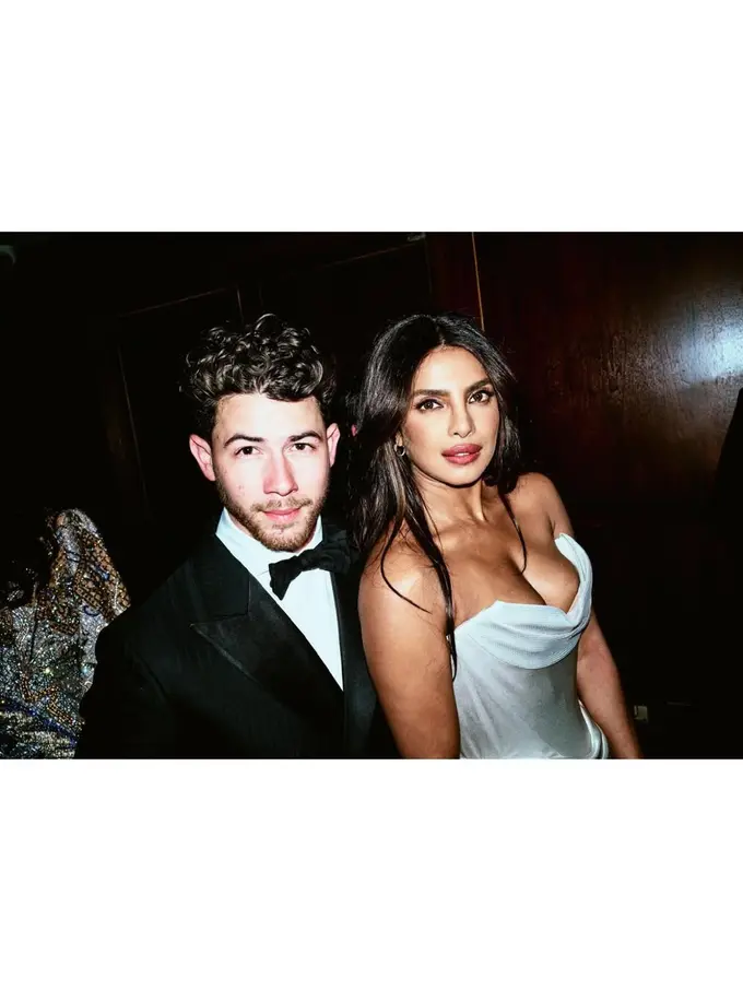 Bak Pengantin Baru, Gaya Priyanka Chopra dan Nick Jonas di After-Party Golden Globes 2026 Curi Perhatian