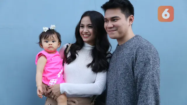 [Bintang] Acha Septriasa dan Vicky Kharisma