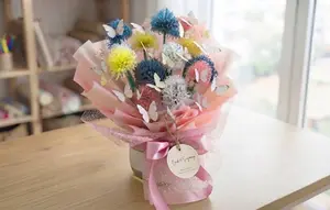 Cara Membuat Buket Bunga dari Sedotan Plastik yang Unik, Bisa Jadi Dekorasi Cantik