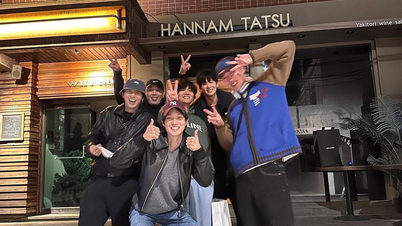 Wooga Squad merayakan ultah Choi Woo Shik. (Instagram/ dntlrdl)