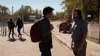 Nick Offerman dan Pedro Pascal dalam The Last of Us. (HBO via Twitter/ Nick_Offerman)