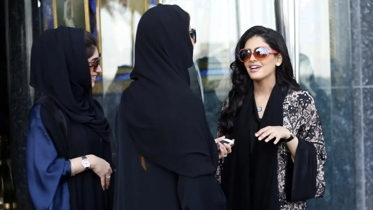 Wanita Ini Ceritakan Rasanya Jadi Sopir Putri Arab