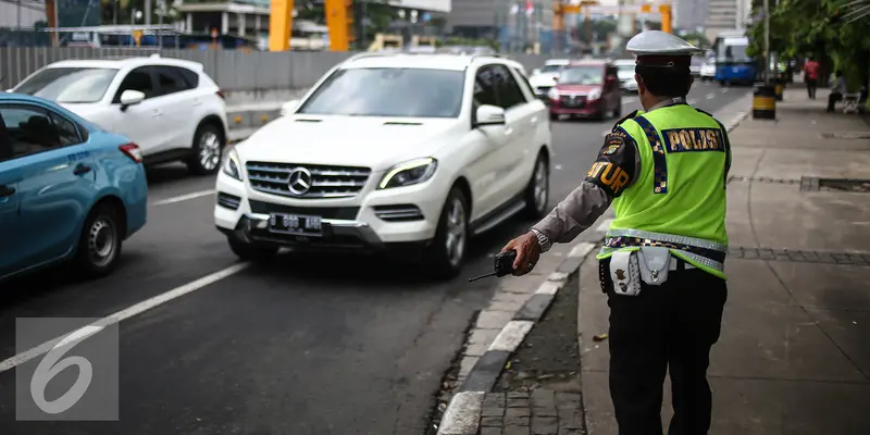 20160725- Pengawasan Ganjil Genap-Jakarta- Faizal Fanani