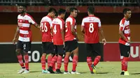 Madura United saat laga menjamu Persipura di Stadion Gelora Ratu Pamelingan, Pamekasan, Sabtu (20/10/2018). (Bola.com/Aditya Wany)