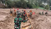 Lima Prajurit Marinir Korban Longsor di Bandung Barat Dievakuasi, ini Daftarnya