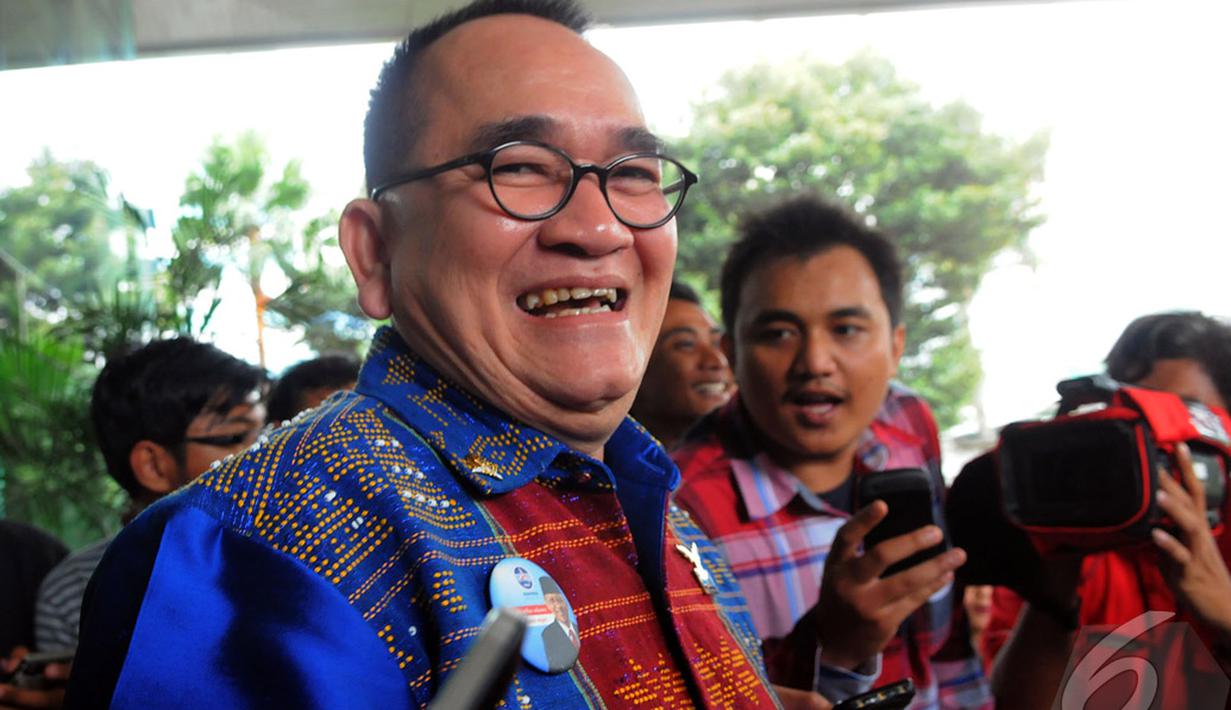 Ruhut Sitompul adalah Anggota Komisi III dari Fraksi Demokrat dulunya adalah politikus Partai Golkar. Lucunya ia lebih memilih Jokowi padahal ia sempat menghina Jokowi (Liputan6.com/Faisal R syam)