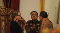 Tampak Menteri Koordinator Kemaritiman Indroyono Susilo ikut dalam pertemuan tersebut, Jakarta, Selasa (4/11/2014). (Liputan6.com/Herman Zakharia)
