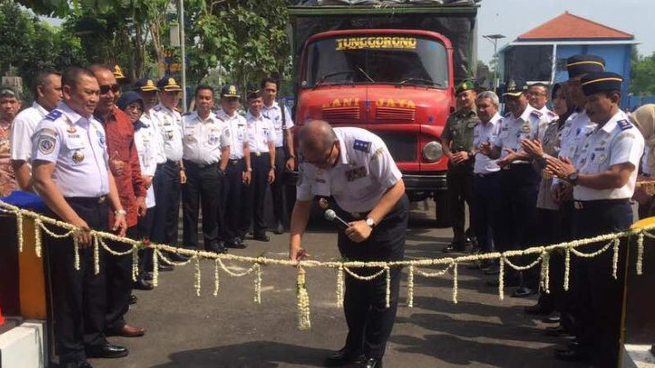 Kementerian Perhubungan telah mengoperasikan kembali 25 unit jembatan timbang. (Foto:Kemenhub)