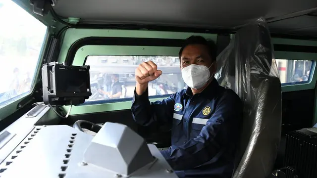 Kepala BPH Migas M. Fanshurullah Asa didampingi Komite BPH Migas M. Lobo Balia dan Sekretaris BPH Migas Bambang Utoro beserta Tim melakukan kunjungan kerja ke PT. Pindad, Bandung, (02/10/20).