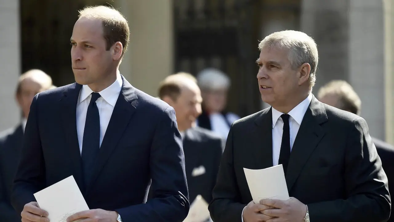Cara Ngeles Pangeran William Saat Diminta Tanggapi Pencabutan Gelar Pangeran Andrew