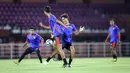 <p>Sejumlah pemain Timnas Panama U-17 saat melakukan latihan resmi menjelang matchday kedua Grup A Piala Dunia U-17 2023 melawan Timnas Indonesia U-17 di Lapangan Thor, Wonokromo, Surabaya, Minggu (12/11/2023). (Bola.com/Bagaskara Lazuardi)</p>