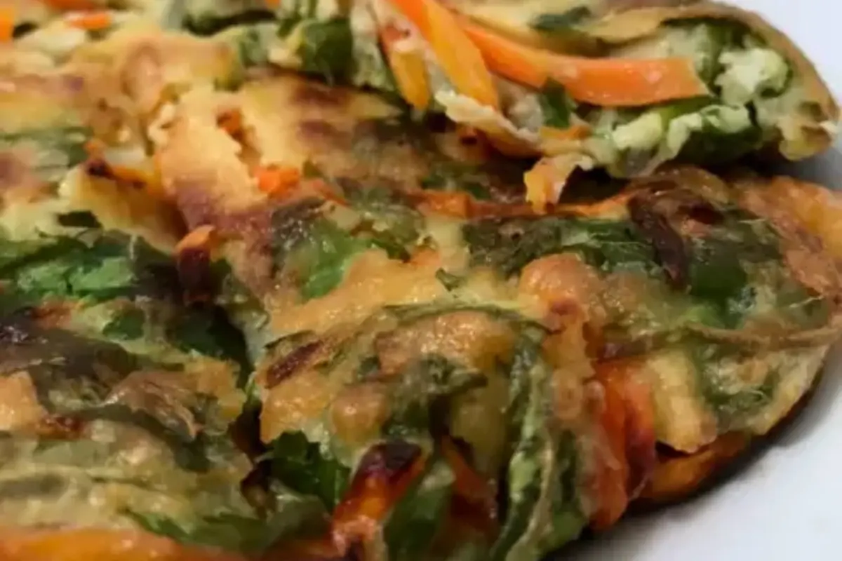 Resep pancake wortel dan bayam. (dok. Cookpad @hus_bento)