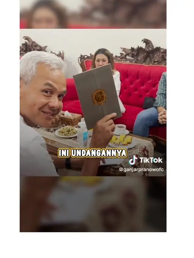 6 Potret Kiky Saputri dan Calon Suami Antar Undangan ke Pejabat hingga Tokoh Publik